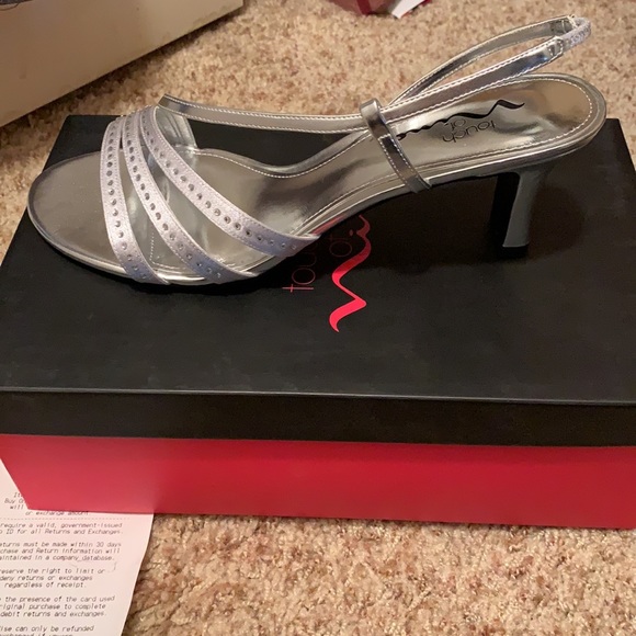 Sliver Heels - Picture 2 of 6